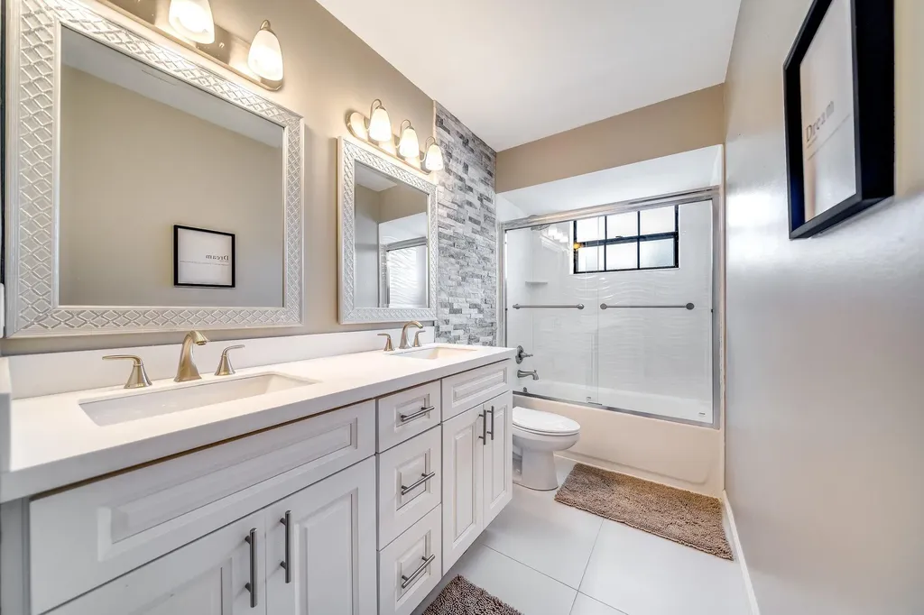 574 Juniper Place Wellington FL 33414