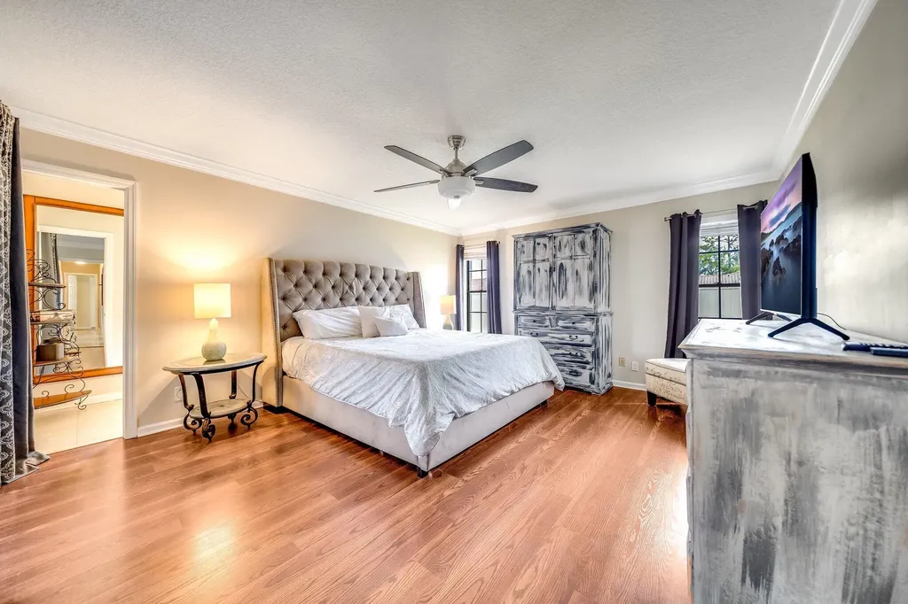 574 Juniper Place Wellington FL 33414