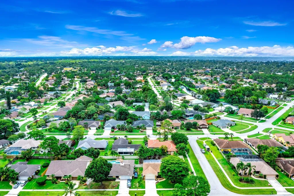 574 Juniper Place Wellington FL 33414