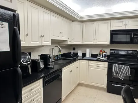5100 N Ocean Boulevard Lauderdale By The Sea FL 33308