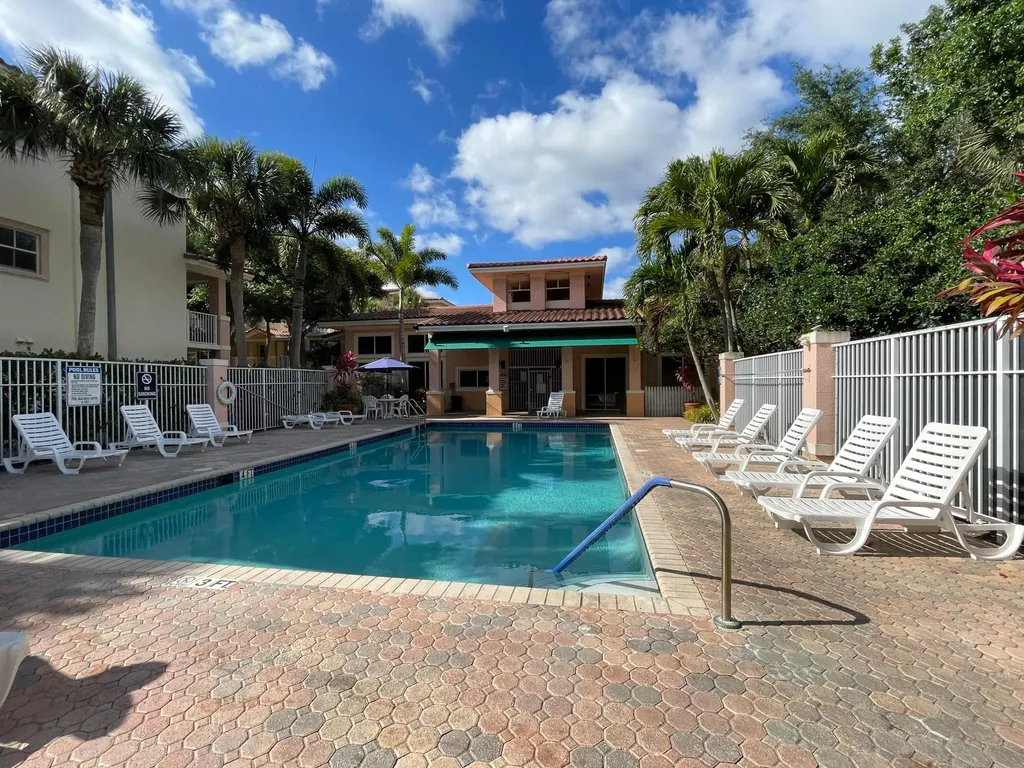 4812 S Central Boulevard Jupiter FL 33458