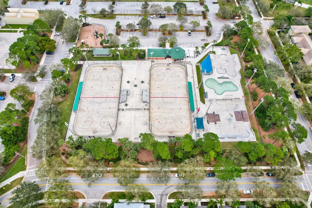 4812 S Central Boulevard Jupiter FL 33458