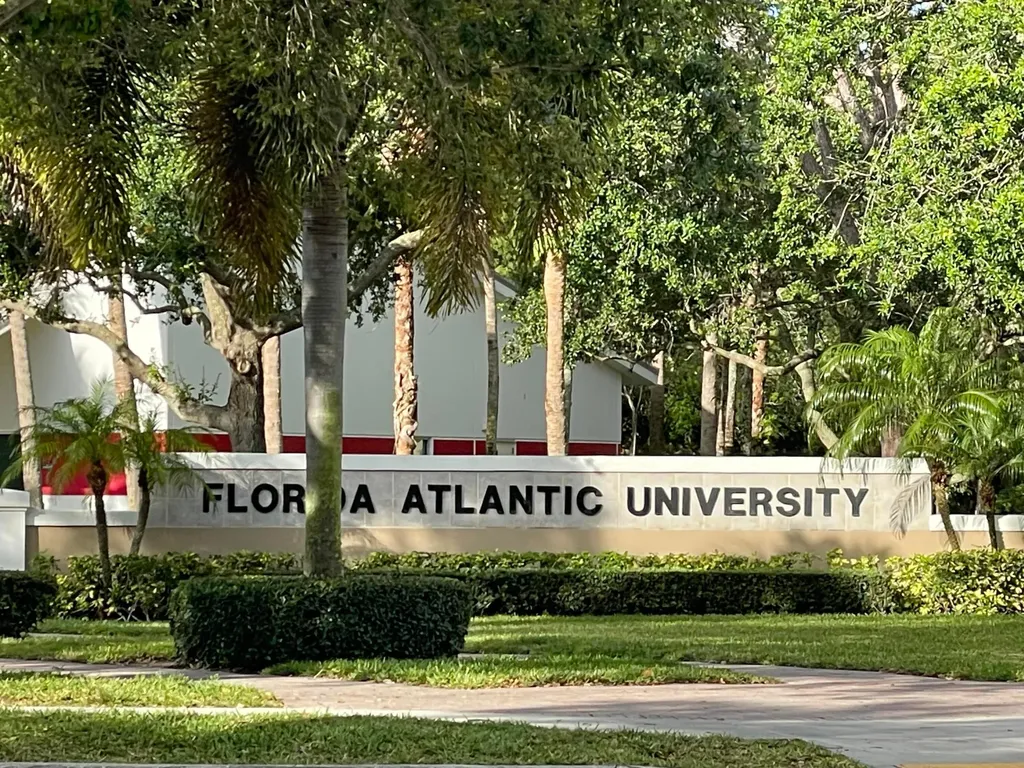 4812 S Central Boulevard Jupiter FL 33458