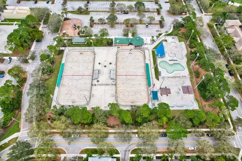 4812 S Central Boulevard Jupiter FL 33458