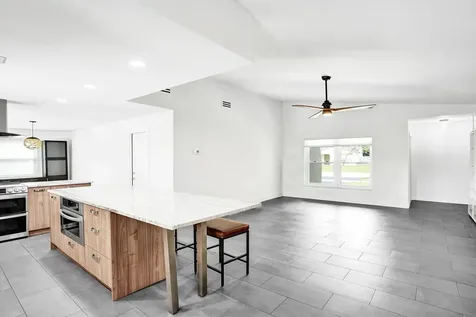 5120 SW 117th Way Cooper City FL 33330