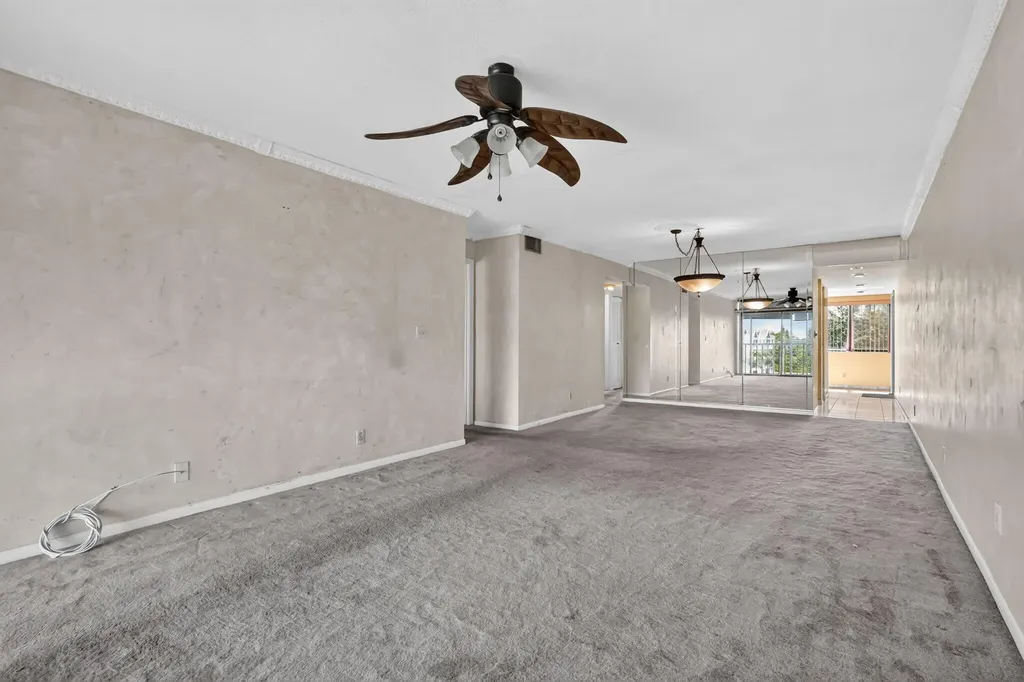 5884 Morningstar Circle Delray Beach FL 33484