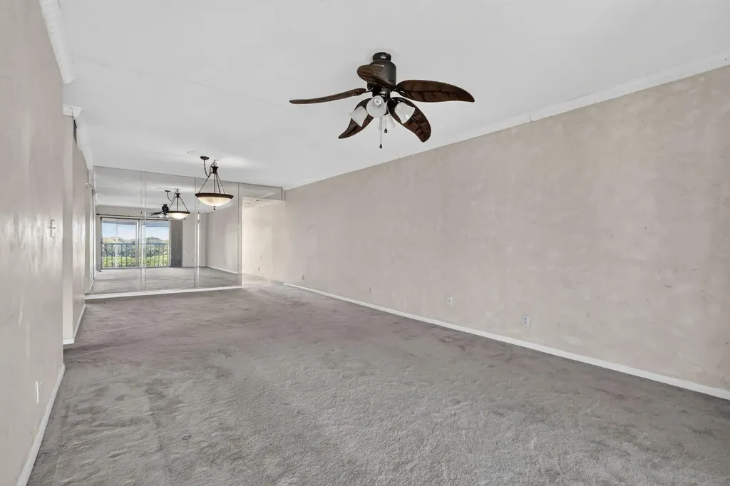 5884 Morningstar Circle Delray Beach FL 33484