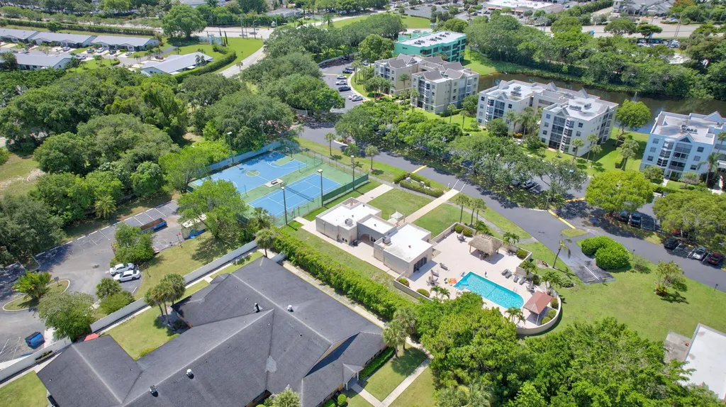 5884 Morningstar Circle Delray Beach FL 33484