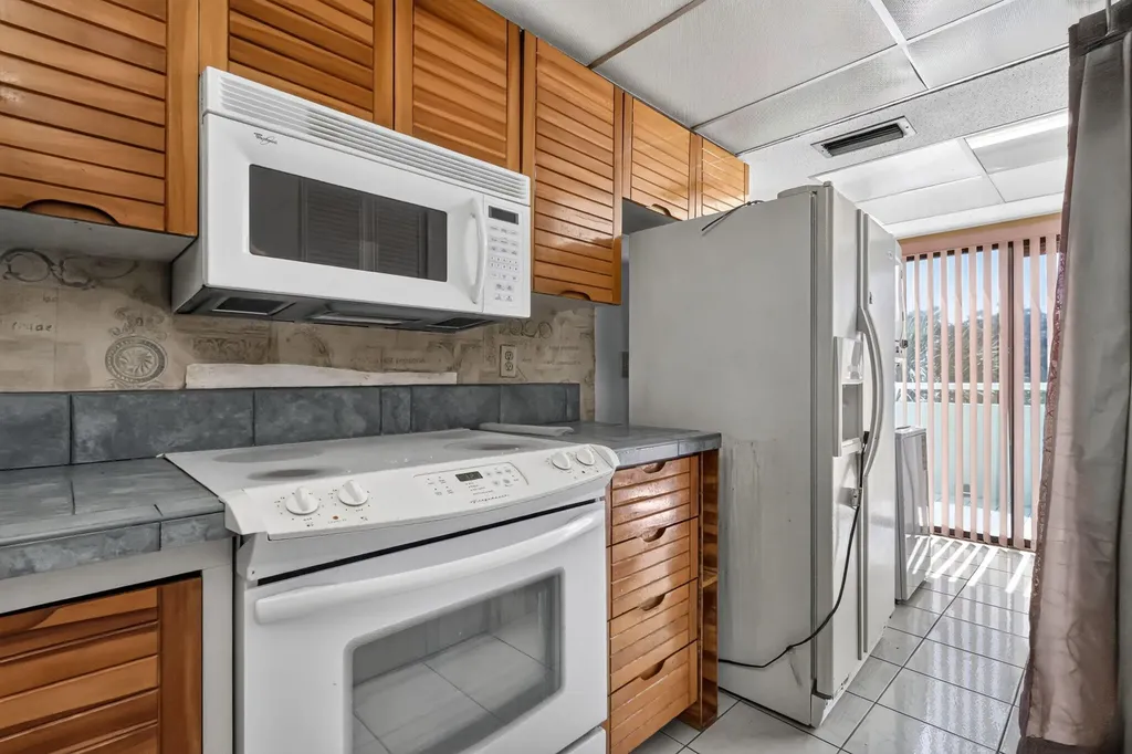 5884 Morningstar Circle Delray Beach FL 33484