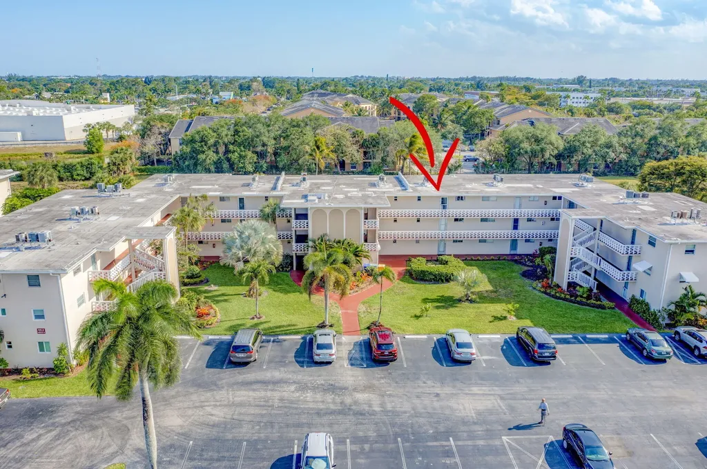 2812 Garden Drive S Lake Worth FL 33461