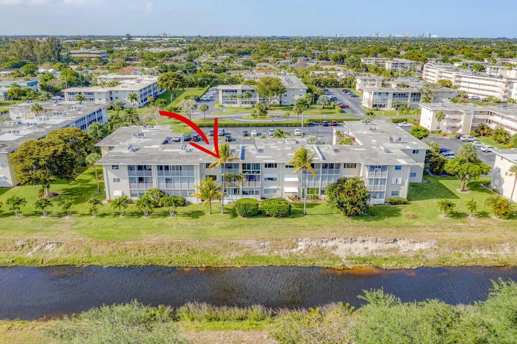 2812 Garden Drive S Lake Worth FL 33461