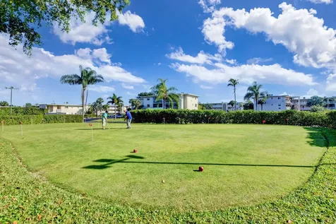 2812 Garden Drive S Lake Worth FL 33461