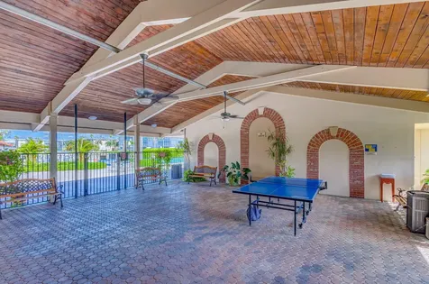 2812 Garden Drive S Lake Worth FL 33461
