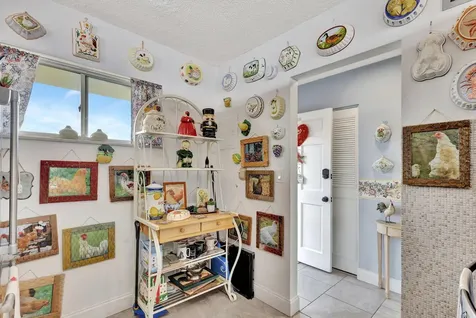 2812 Garden Drive S Lake Worth FL 33461