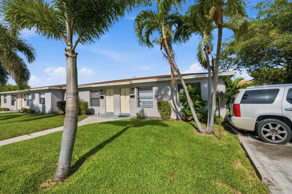 2001 A E Isaacs Avenue West Palm Beach FL 33407
