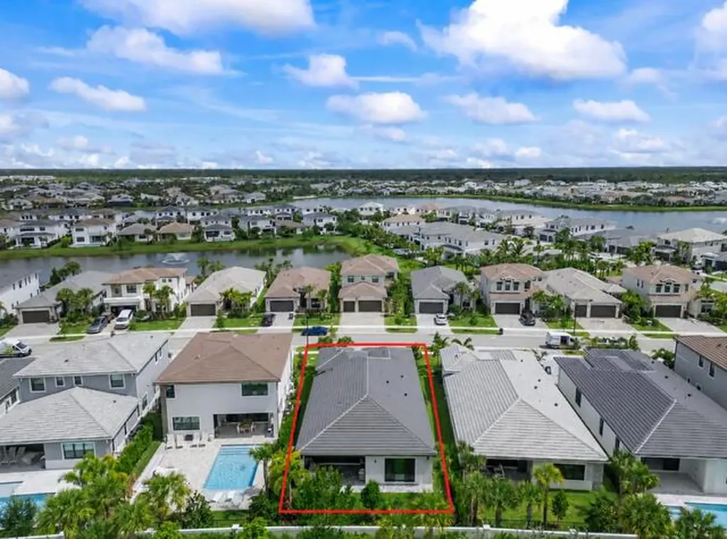 12511 Solana Bay Circle Palm Beach Gardens FL 33412