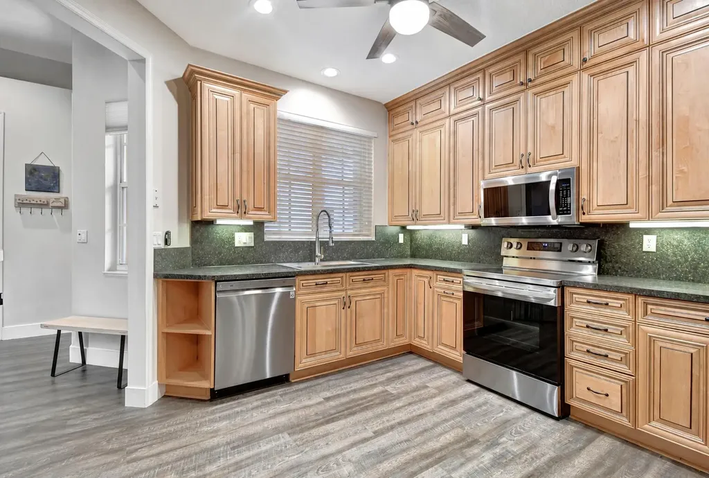 23437 Water Circle Boca Raton FL 33486
