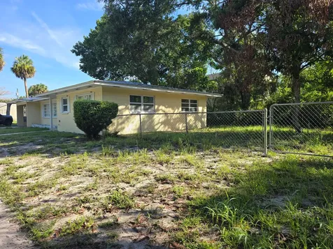 580 Wendell Road Fort Pierce FL 34950