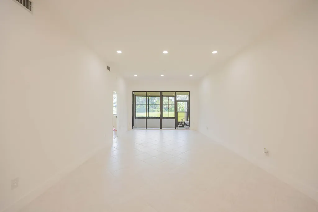 7520 La Paz Boulevard Boca Raton FL 33433