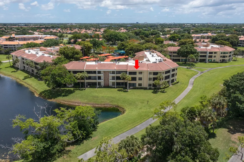 7520 La Paz Boulevard Boca Raton FL 33433