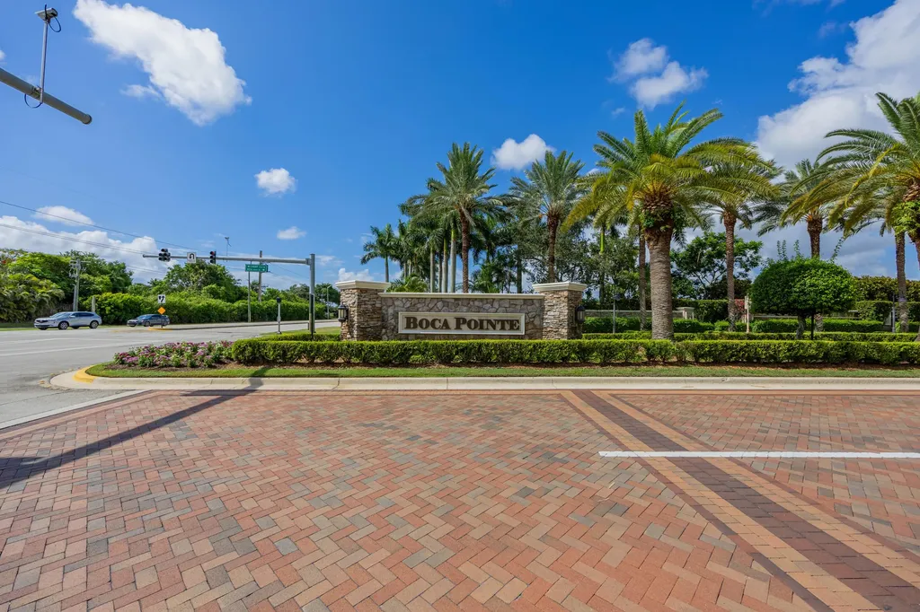 7520 La Paz Boulevard Boca Raton FL 33433