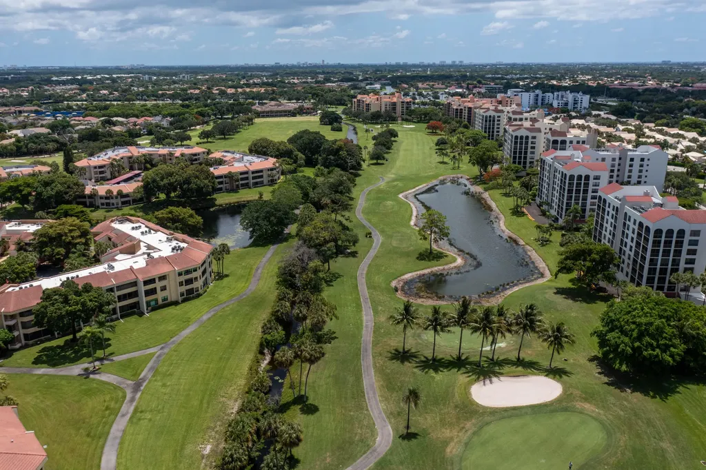 7520 La Paz Boulevard Boca Raton FL 33433