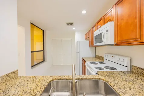 7520 La Paz Boulevard Boca Raton FL 33433