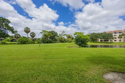 7520 La Paz Boulevard Boca Raton FL 33433