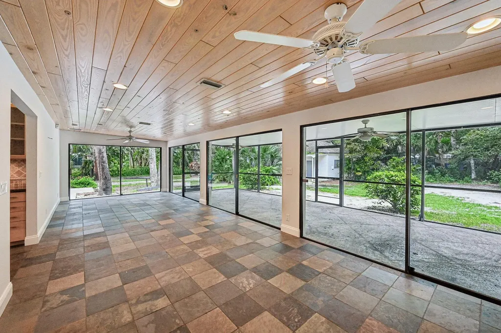 16700 96th Terrace N Jupiter FL 33478