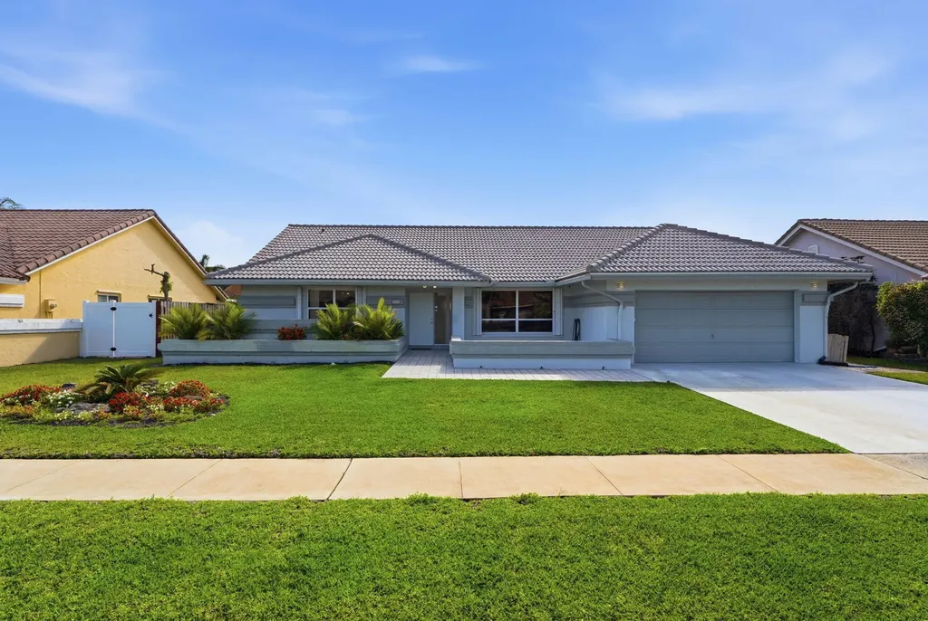 9284 Laurel Green Drive Boynton Beach FL 33437