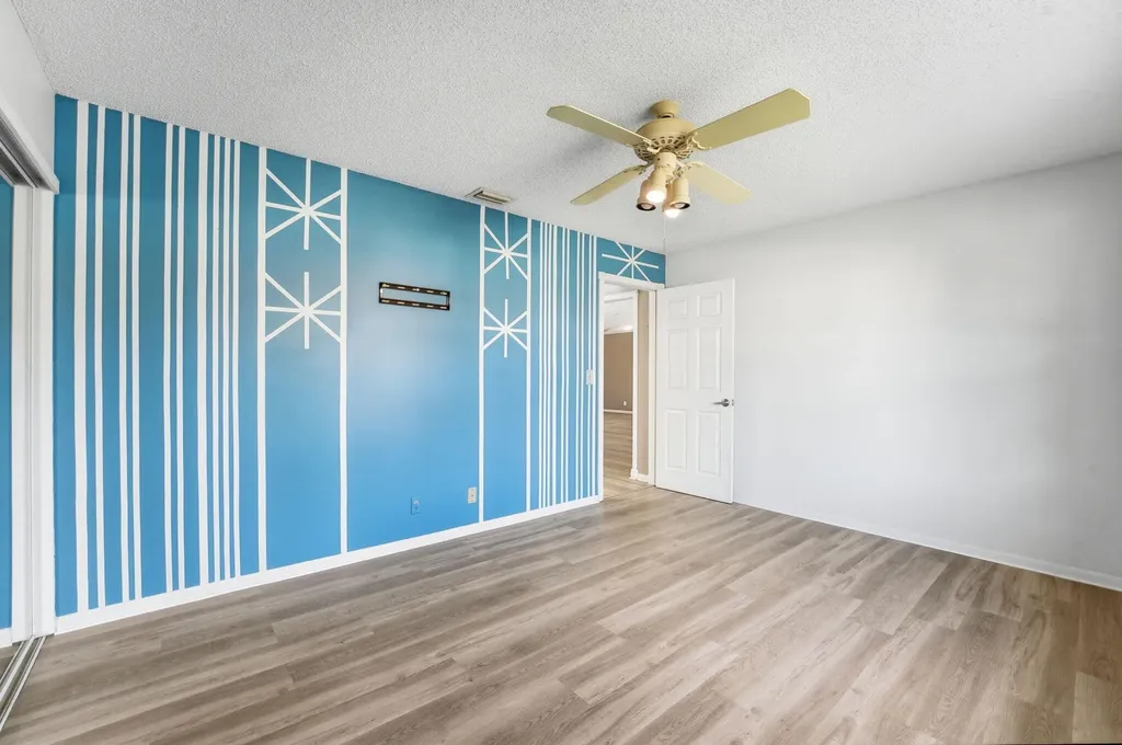 9284 Laurel Green Drive Boynton Beach FL 33437