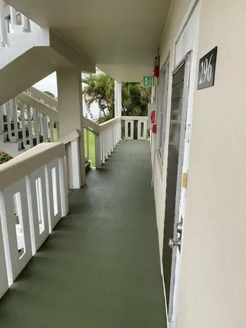 296 Grantham F Deerfield Beach FL 33442