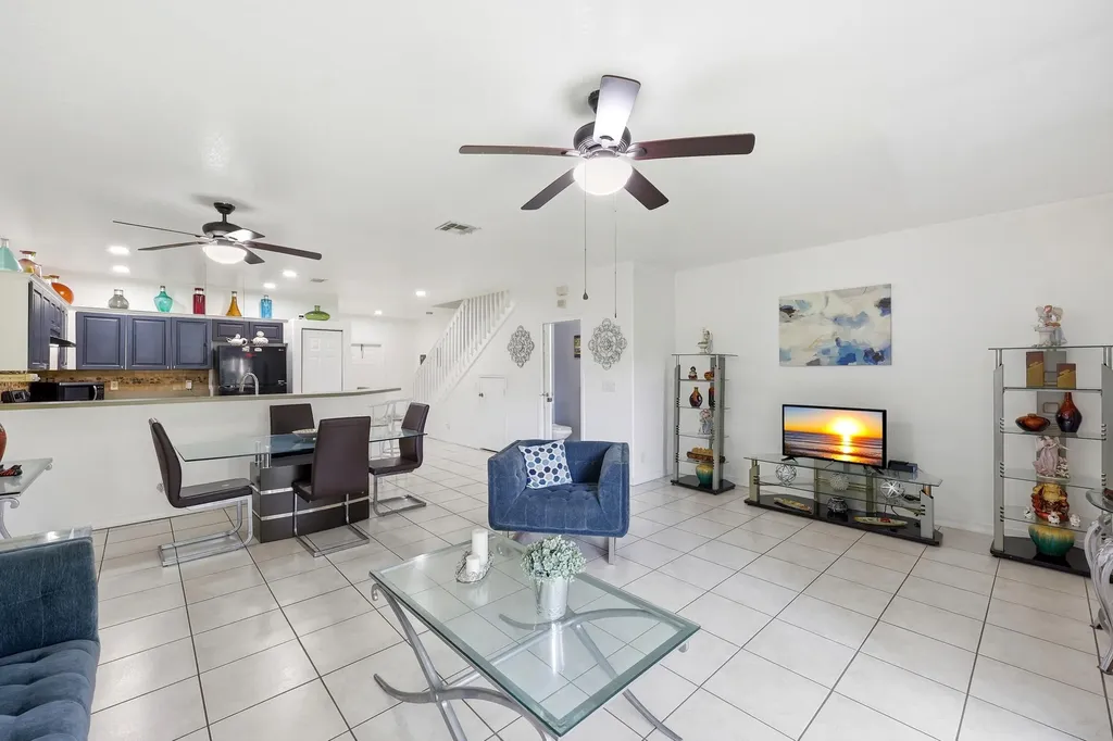 13352 Georgian Court Wellington FL 33414