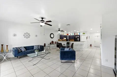 13352 Georgian Court Wellington FL 33414