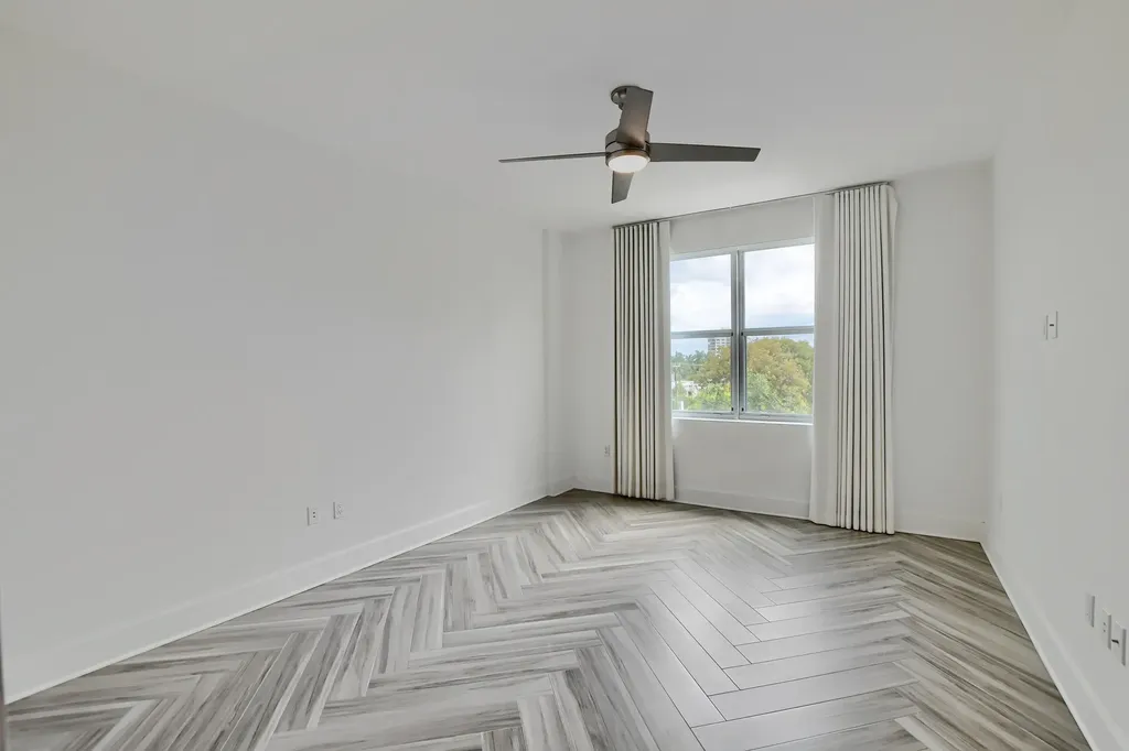 236 SE 5th Avenue Delray Beach FL 33483