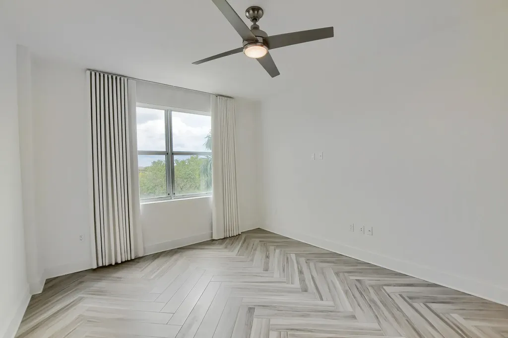 236 SE 5th Avenue Delray Beach FL 33483