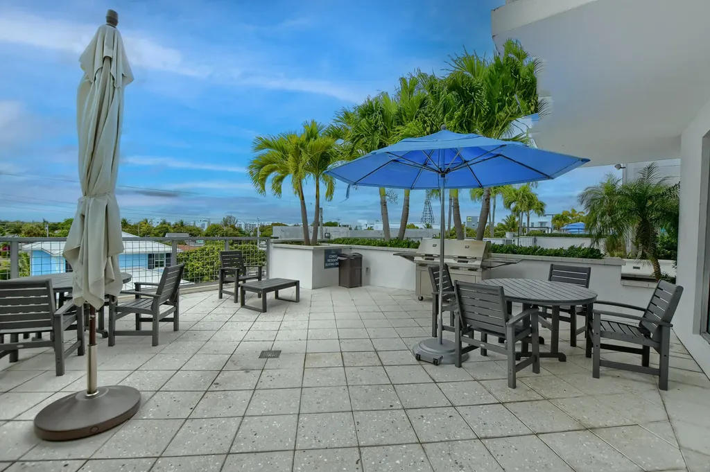 236 SE 5th Avenue Delray Beach FL 33483