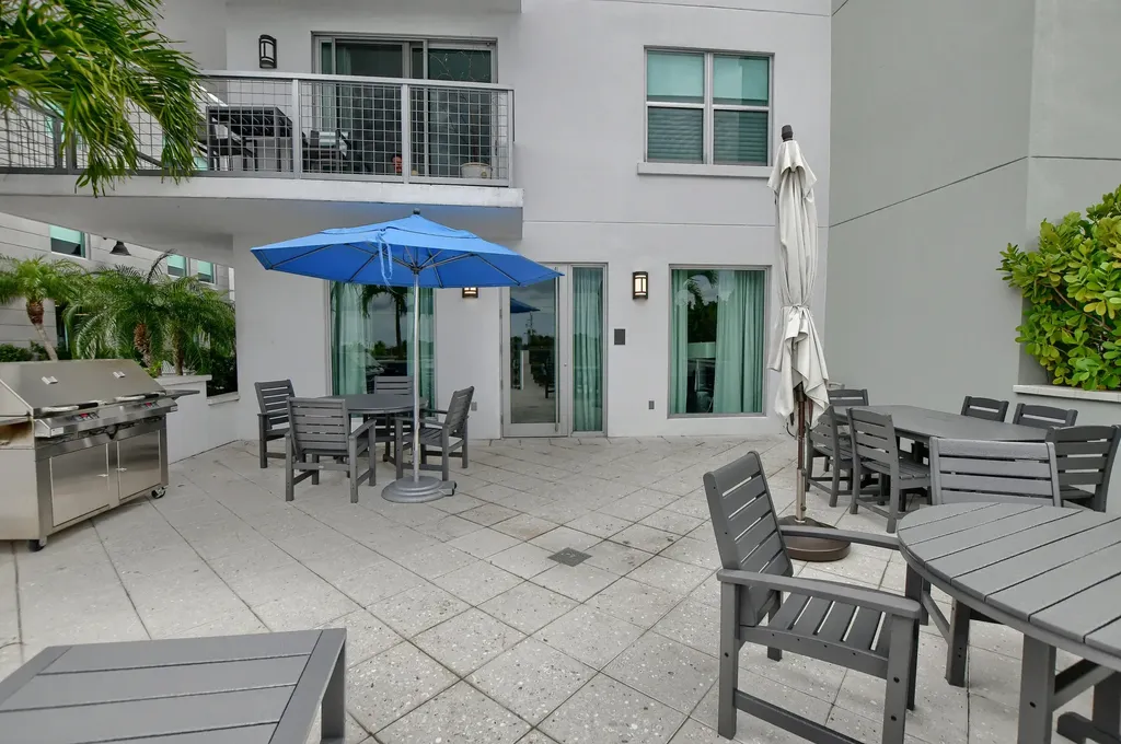 236 SE 5th Avenue Delray Beach FL 33483