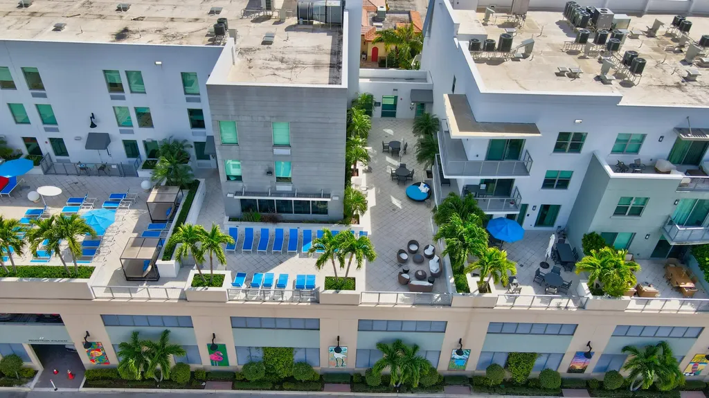 236 SE 5th Avenue Delray Beach FL 33483