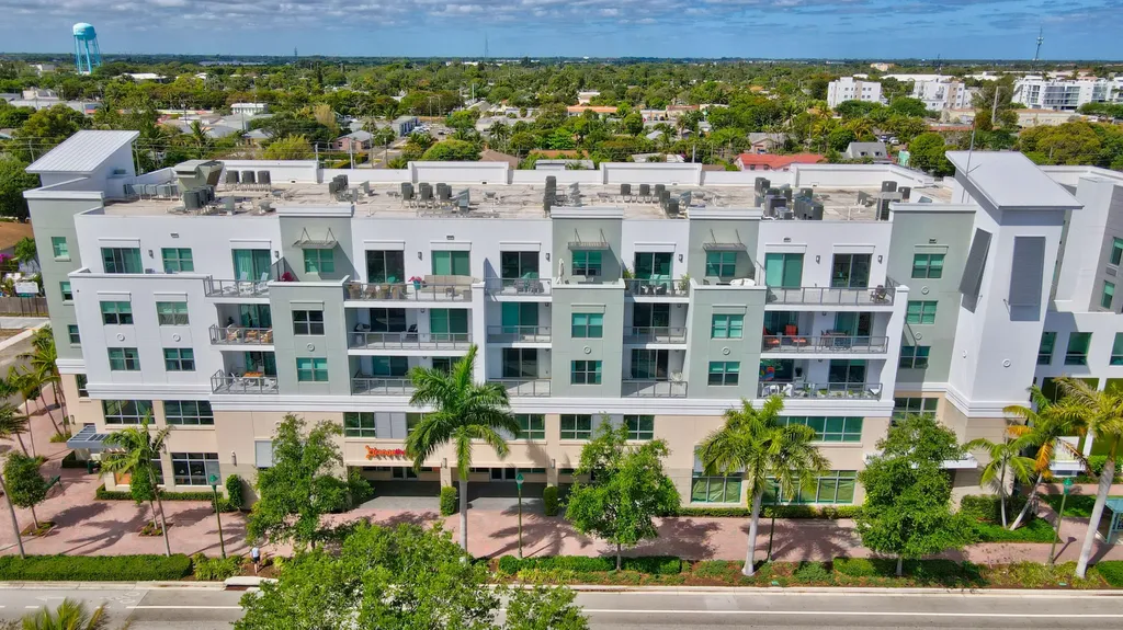 236 SE 5th Avenue Delray Beach FL 33483
