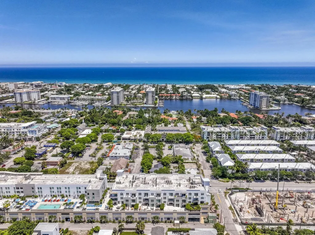 236 SE 5th Avenue Delray Beach FL 33483