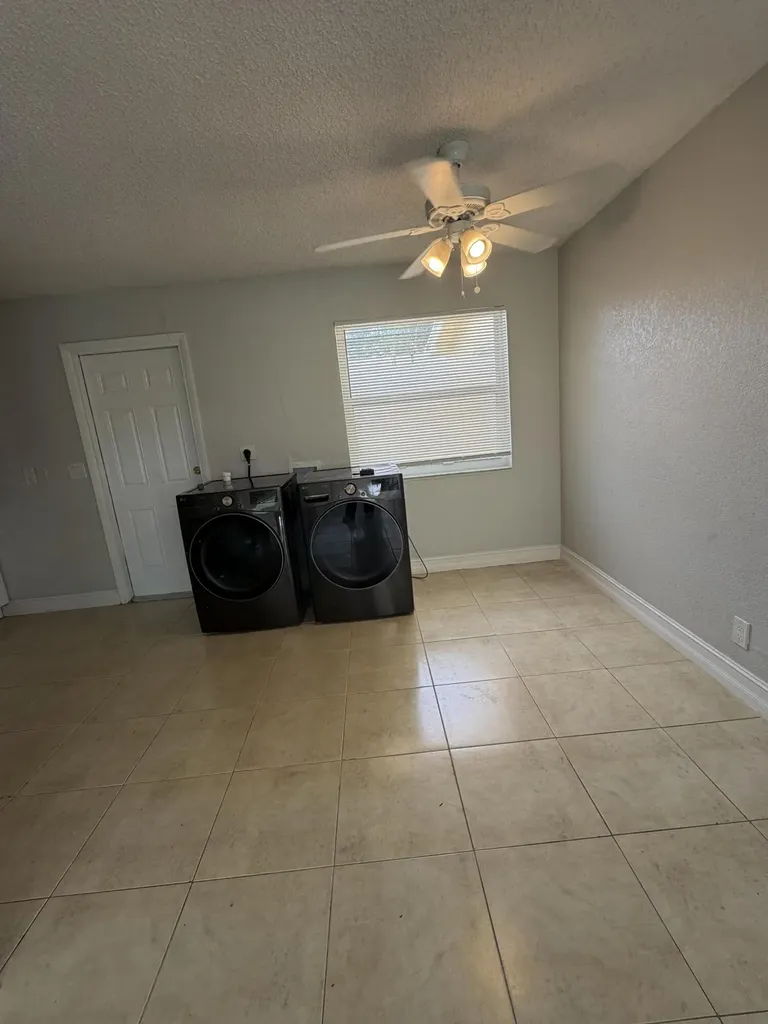 1643 NE 3rd Avenue Delray Beach FL 33444
