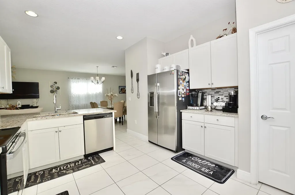 1897 NW Cataluna Circle Port St Lucie FL 34986