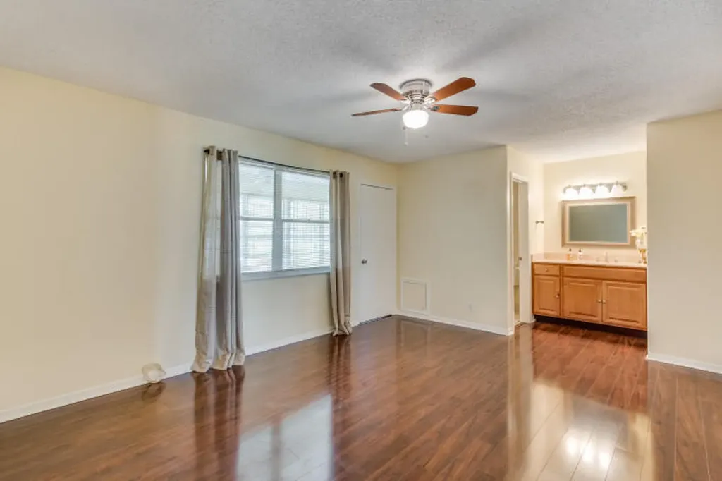 797 North Drive Delray Beach FL 33445