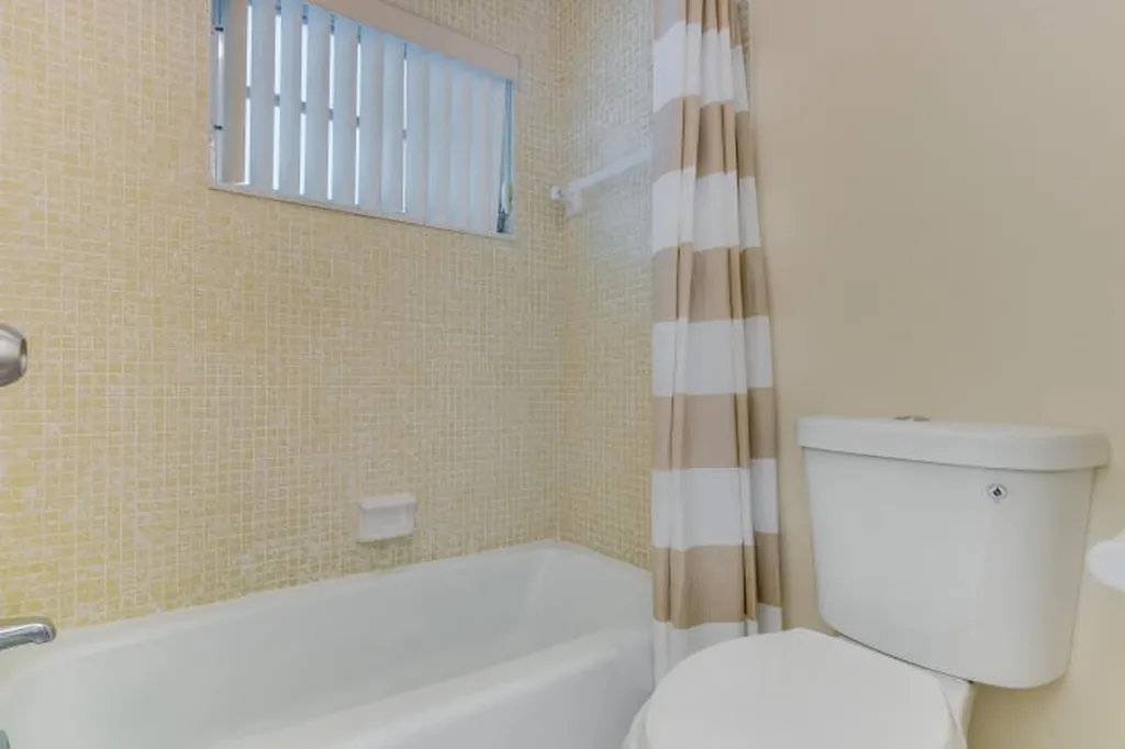 797 North Drive Delray Beach FL 33445