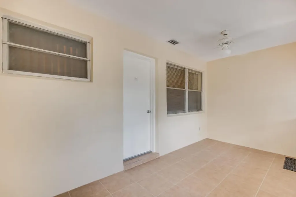 797 North Drive Delray Beach FL 33445