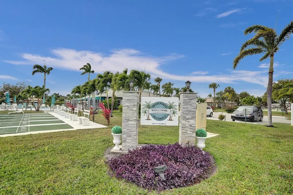 797 North Drive Delray Beach FL 33445
