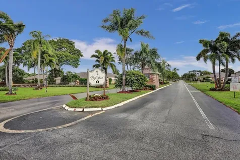 797 North Drive Delray Beach FL 33445