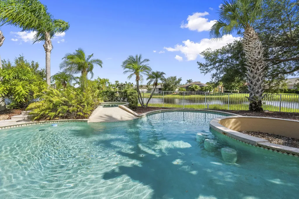11221 SW Springtree Terrace Port St Lucie FL 34987