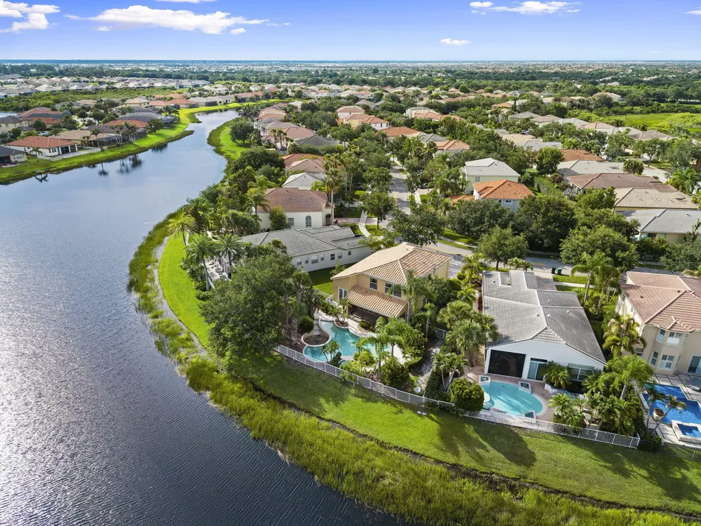 11221 SW Springtree Terrace Port St Lucie FL 34987